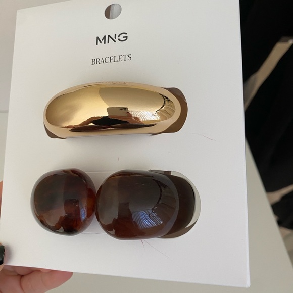 Mango Accessories - Mango cuff bracelets, set of two.